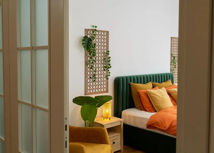 House ブカレスト