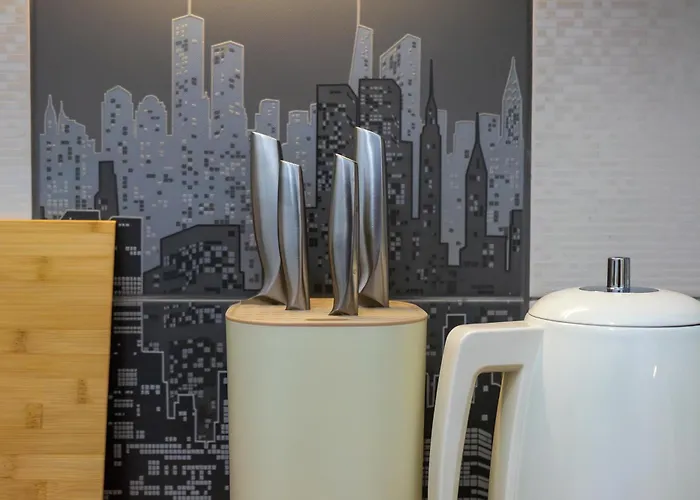 House * ブカレスト