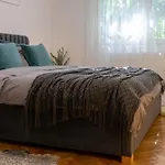 House Apartament