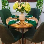 Apartament House