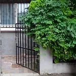House * Bucureşti